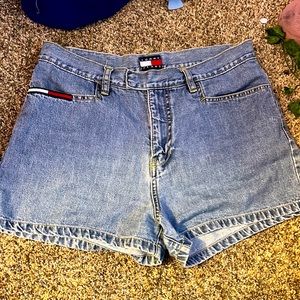 Vintage Tommy Hilfiger light wash denim shorts